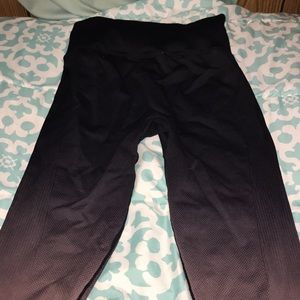 Victoria pink leggings